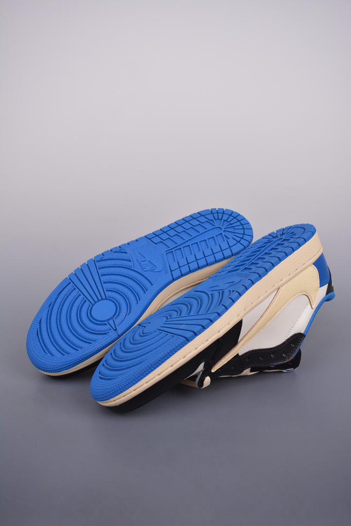 Air Jordan 1 Low OG SP Fragment x Travis Scott