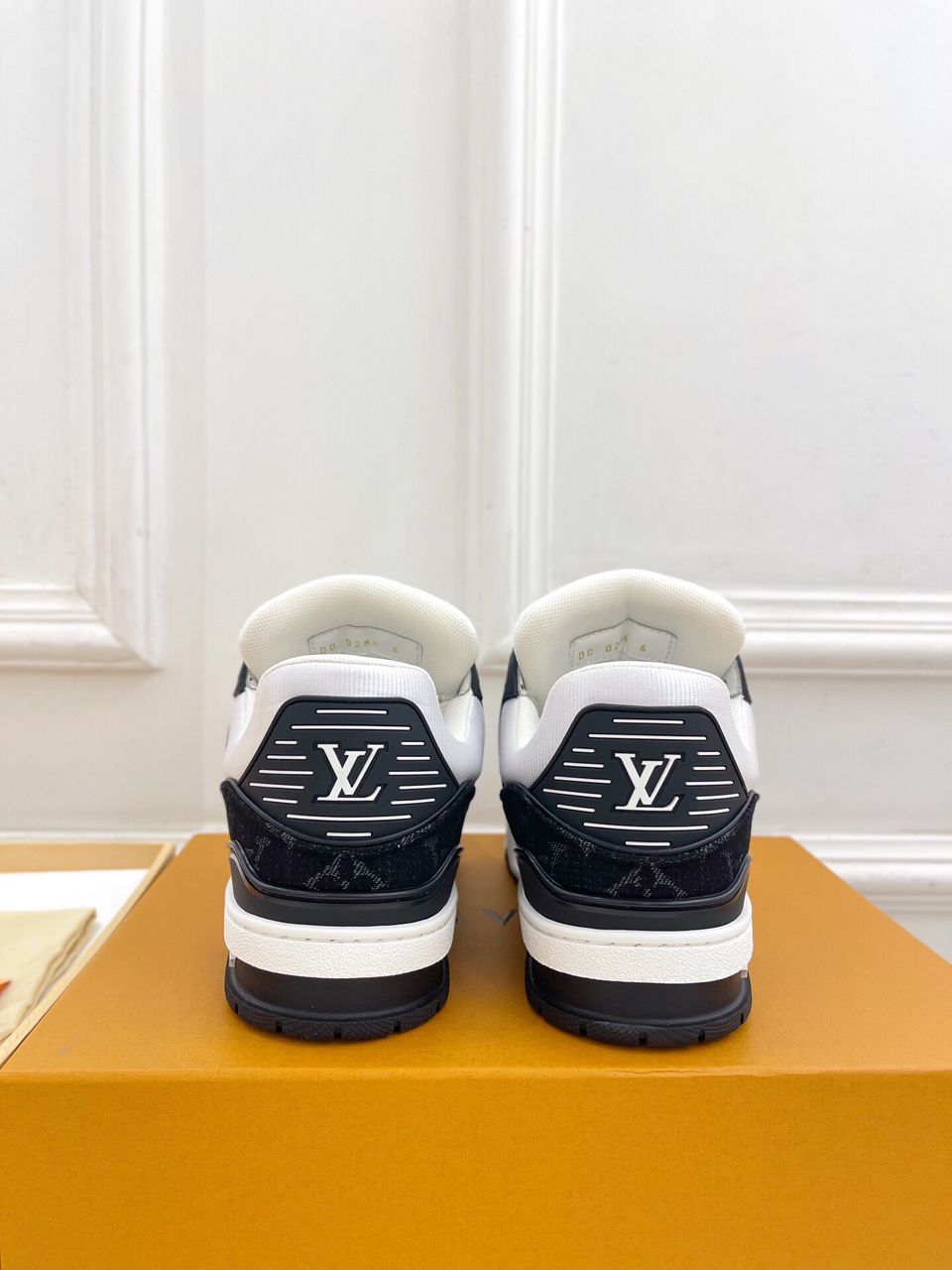 Tenis Louis Vuitton LV